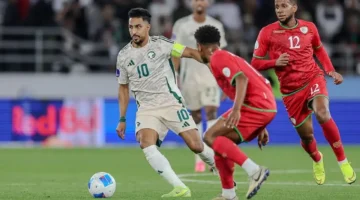 شاهد هدف ناري بصوت حسن العيدروس Saudi Arabia vs Oman.. مباراة السعودية وعمان في كأس العرب 2025 مباشرة